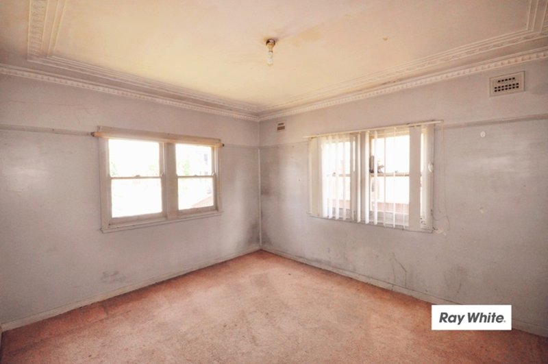 Photo - 49 Bombay Street, Lidcombe NSW 2141 - Image 4