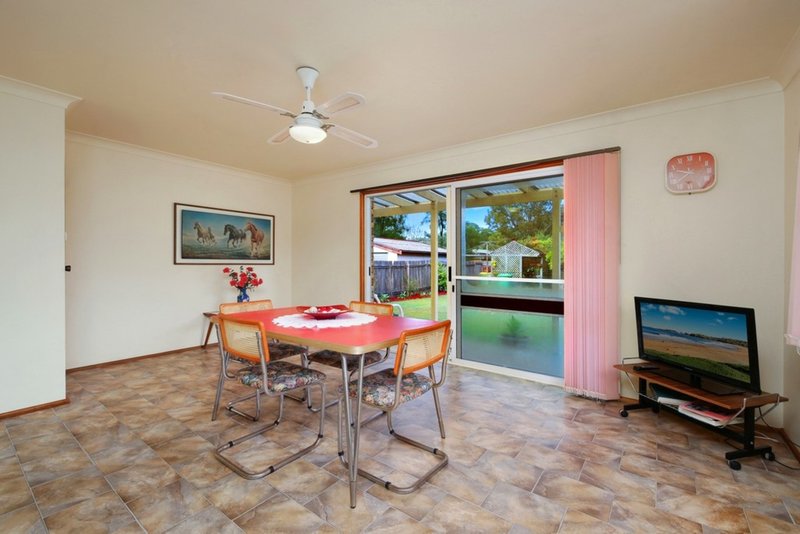 Photo - 49 Boongala Avenue, Empire Bay NSW 2257 - Image 7