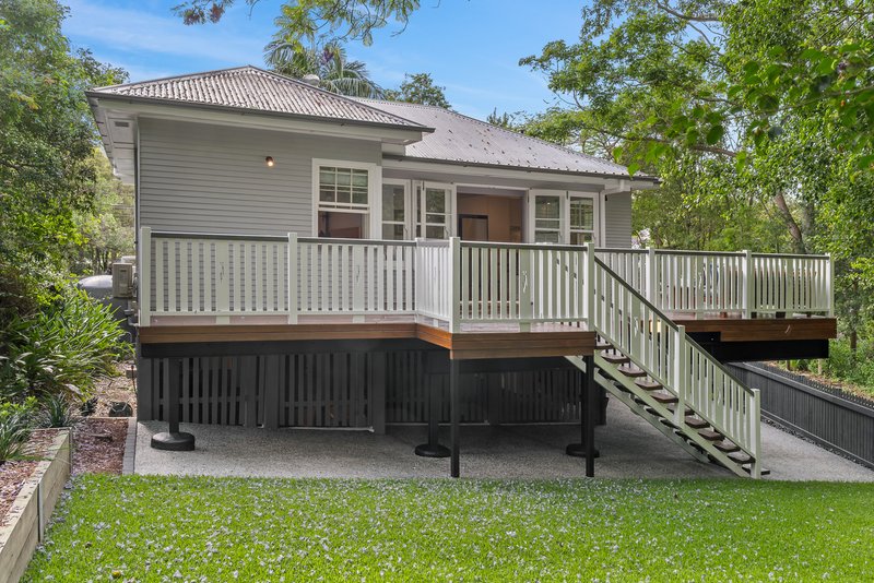 Photo - 49 Bowman Parade, Bardon QLD 4065 - Image 4