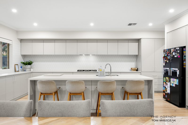 Photo - 49 Bromley Street, Beckenham WA 6107 - Image 11