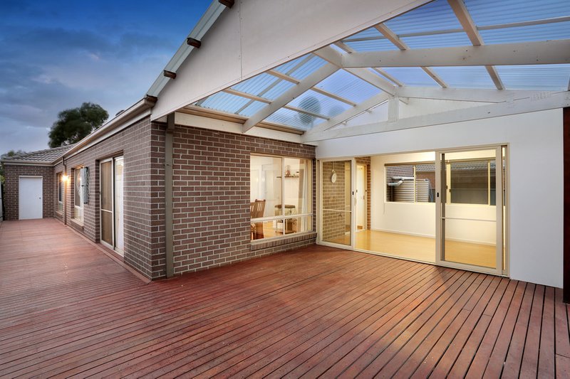 Photo - 49 Brownlow Drive, Point Cook VIC 3030 - Image 15