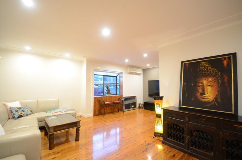 Photo - 49 Bryson Street, Toongabbie NSW 2146 - Image 2