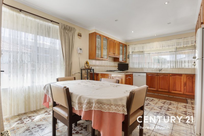 Photo - 49 Burden Street, Springvale VIC 3171 - Image 4