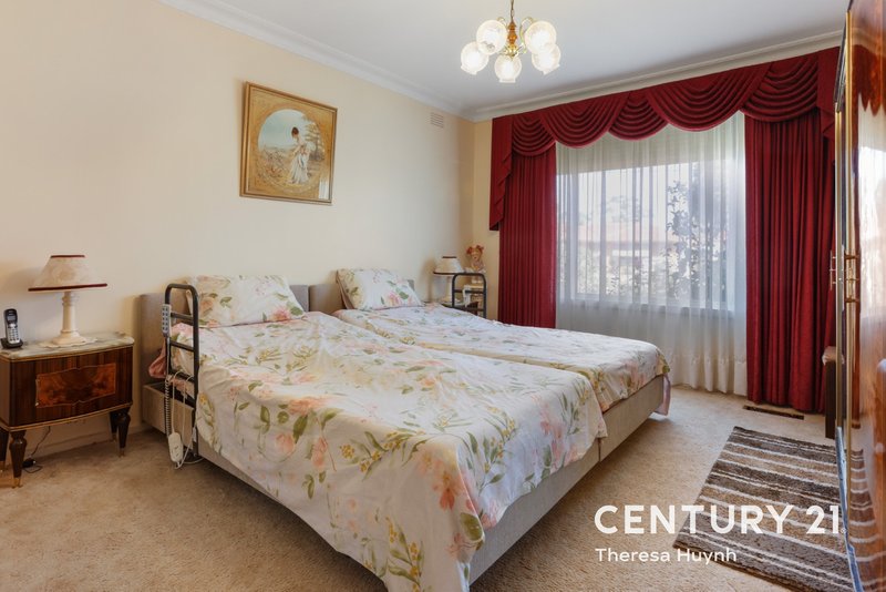 Photo - 49 Burden Street, Springvale VIC 3171 - Image 6