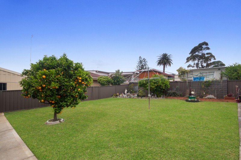 Photo - 49 Burke Road, Dapto NSW 2530 - Image 9