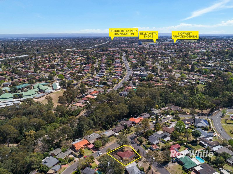 Photo - 49 Burrandong Crescent, Baulkham Hills NSW 2153 - Image 13