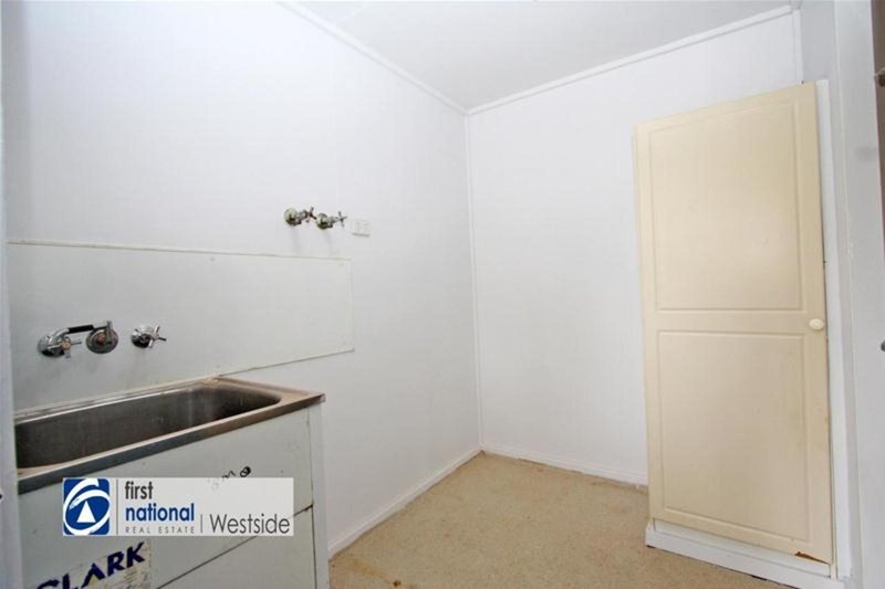 Photo - 49 Caldwell Street, Goodna QLD 4300 - Image 15