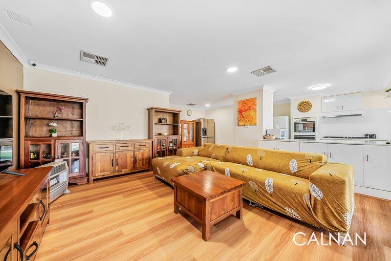 Photo - 49 Calley Drive, Leeming WA 6149 - Image 14