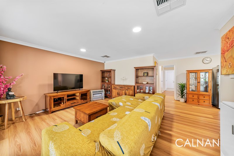 Photo - 49 Calley Drive, Leeming WA 6149 - Image 15
