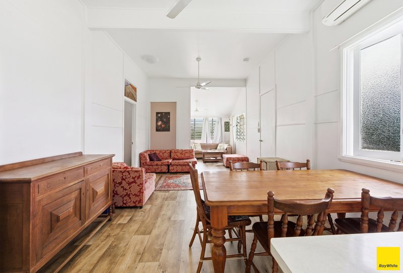 Photo - 49 Charles Street, Parramatta Park QLD 4870 - Image 5