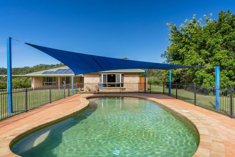 Photo - 49 Christensens Rd , Hunchy QLD 4555 - Image 3