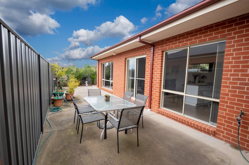 Photo - 49 Clarke Street, Benalla VIC 3672 - Image 11