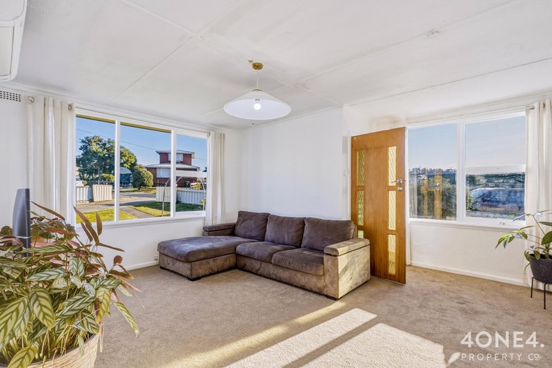 Photo - 49 Cleburne Street, Claremont TAS 7011 - Image 4