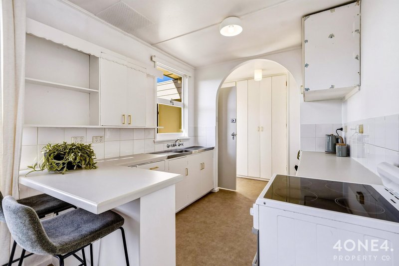 Photo - 49 Cleburne Street, Claremont TAS 7011 - Image 10