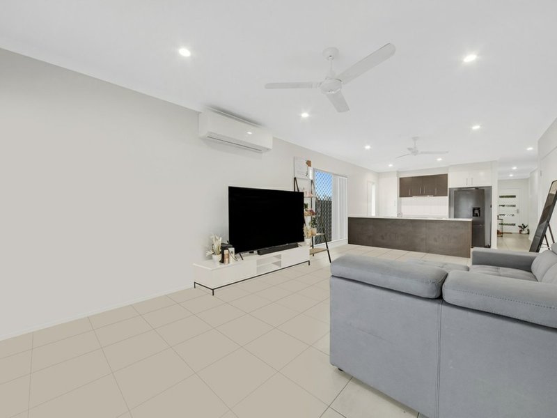 Photo - 49 Clover Crescent, Boyne Island QLD 4680 - Image 3