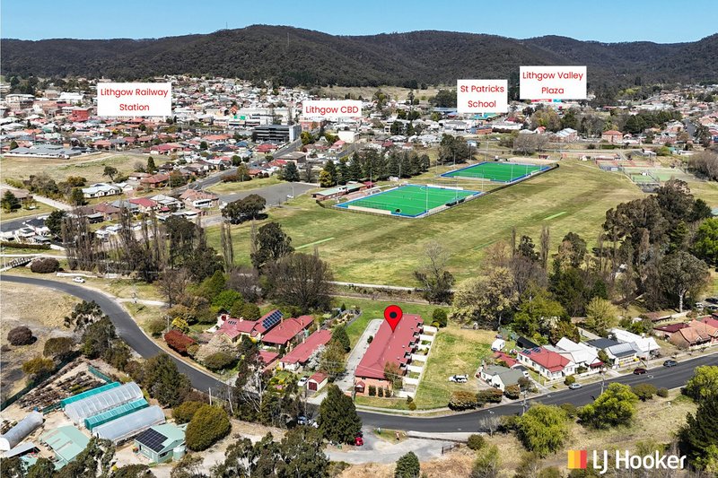 Photo - 4/9 Coalbrook Street, Lithgow NSW 2790 - Image 4