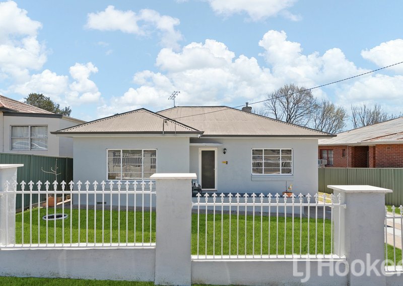 Photo - 49 Commonwealth Street, West Bathurst NSW 2795 - Image 2