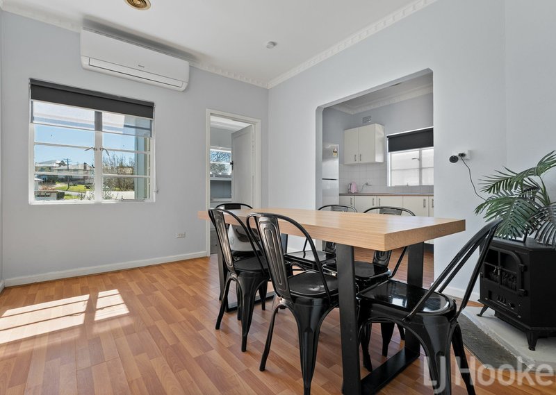 Photo - 49 Commonwealth Street, West Bathurst NSW 2795 - Image 4
