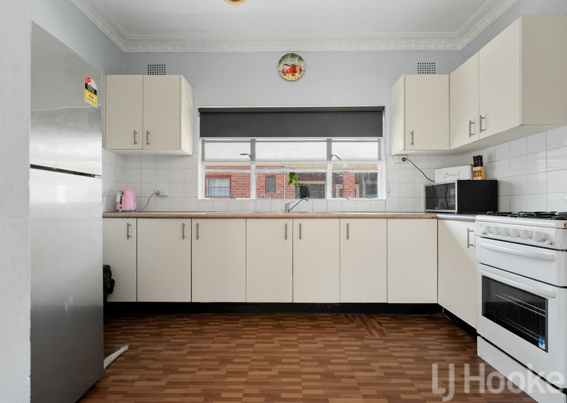 Photo - 49 Commonwealth Street, West Bathurst NSW 2795 - Image 5