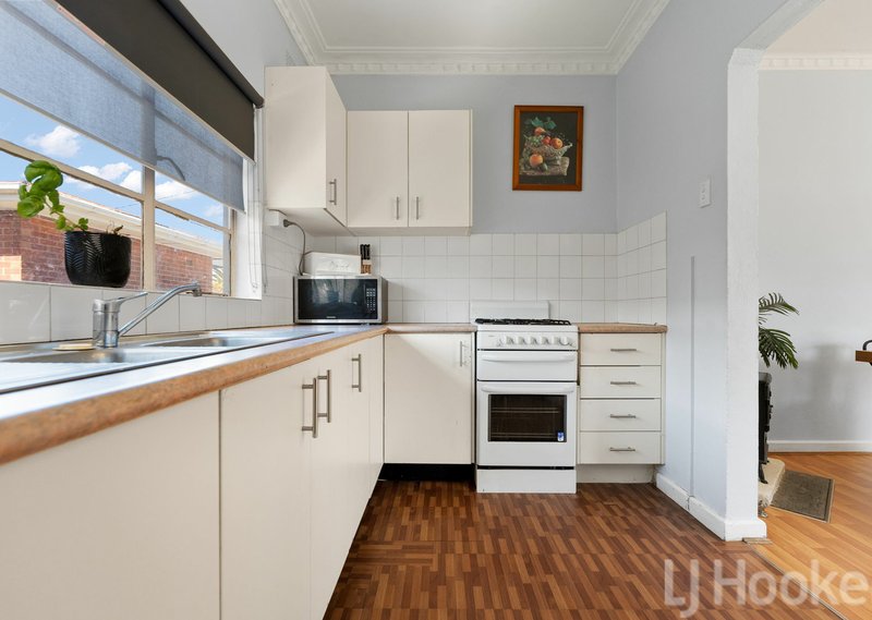 Photo - 49 Commonwealth Street, West Bathurst NSW 2795 - Image 6