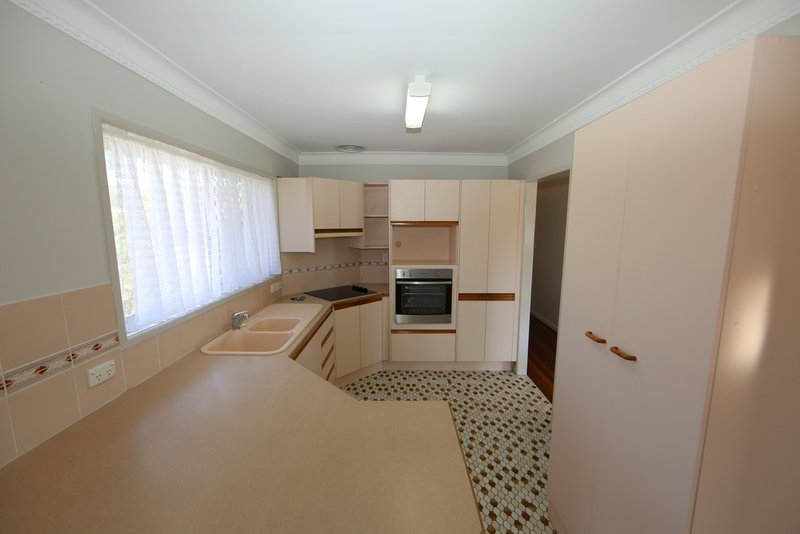 Photo - 49 Cornflower Street, Mansfield QLD 4122 - Image 2