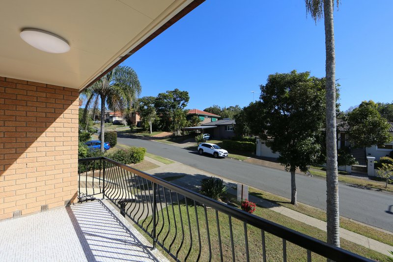 Photo - 49 Cornflower Street, Mansfield QLD 4122 - Image 12