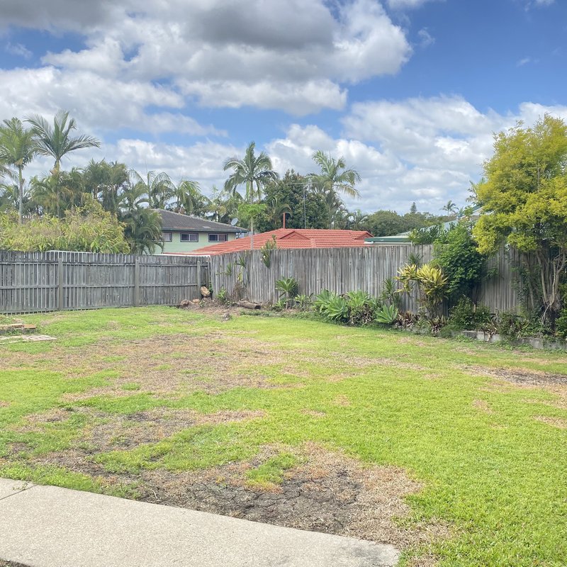 Photo - 49 Cornflower Street, Mansfield QLD 4122 - Image 15