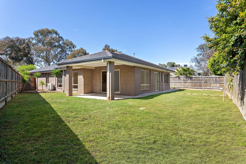 Photo - 49 Coulthard Crescent, Doreen VIC 3754 - Image 10