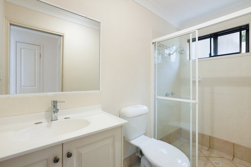 Photo - 49 Crestwood Drive, Molendinar QLD 4214 - Image 9