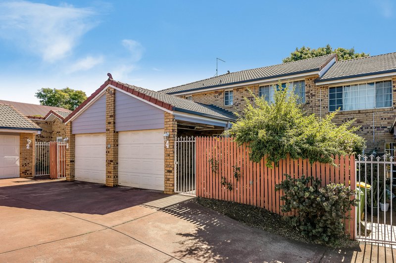 4/9 Danica Court, Kearneys Spring QLD 4350