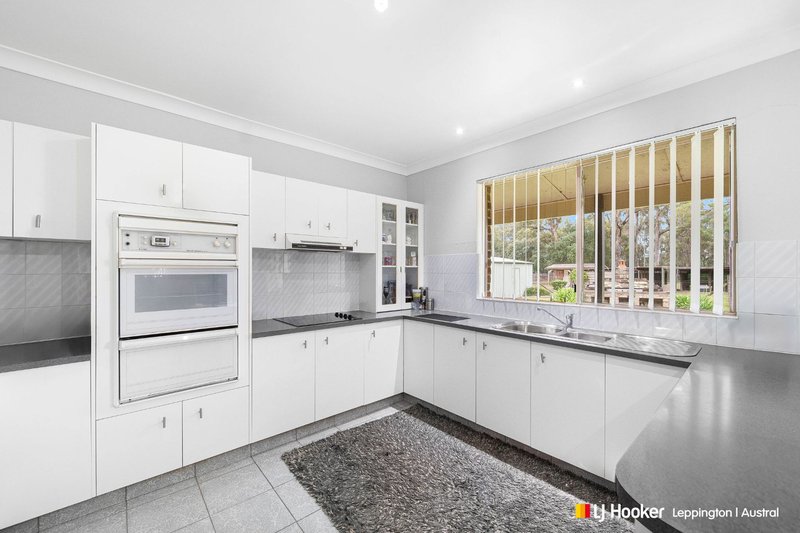 Photo - 49 Deepfields Road, Catherine Field NSW 2557 - Image 4