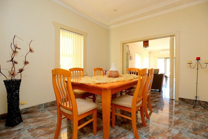 Photo - 49 Defoe Street, Wiley Park NSW 2195 - Image 5