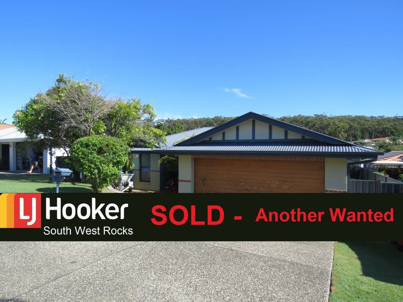 49 Dennis Crescent, South West Rocks NSW 2431