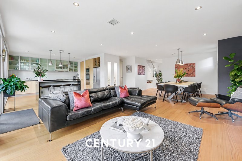 Photo - 49 Derring Lane, Cheltenham VIC 3192 - Image 6