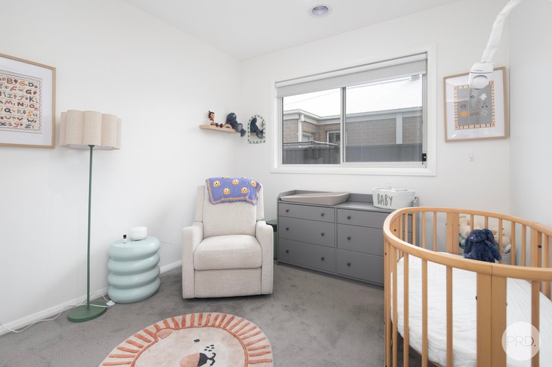 Photo - 49 Divot Circuit, Invermay Park VIC 3350 - Image 10