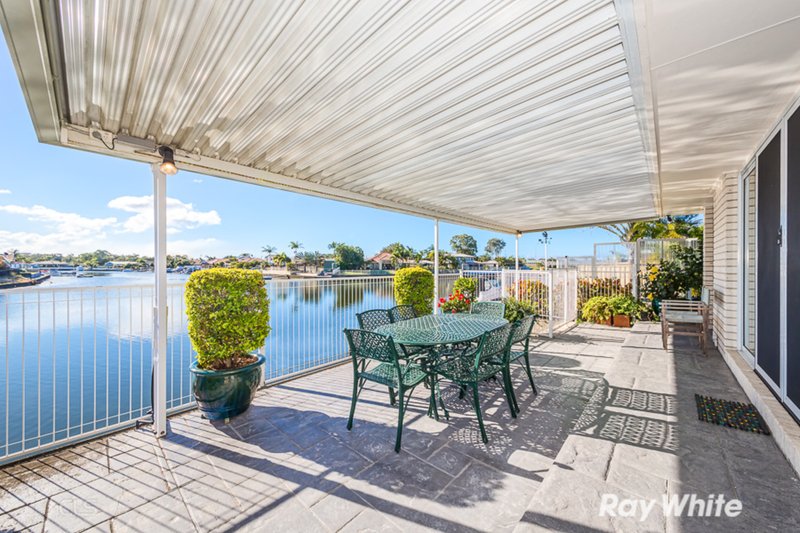 Photo - 49 Dolphin Drive, Bongaree QLD 4507 - Image 3