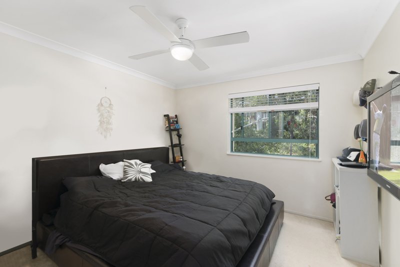 Photo - 4/9 Domain Road, Currumbin QLD 4223 - Image 4