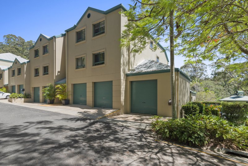 Photo - 4/9 Domain Road, Currumbin QLD 4223 - Image 8