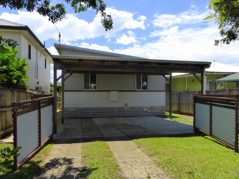 49 Donald Street, Woody Point QLD 4019