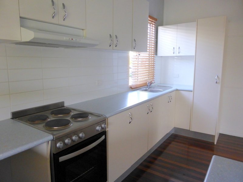 Photo - 49 Donald Street, Woody Point QLD 4019 - Image 12