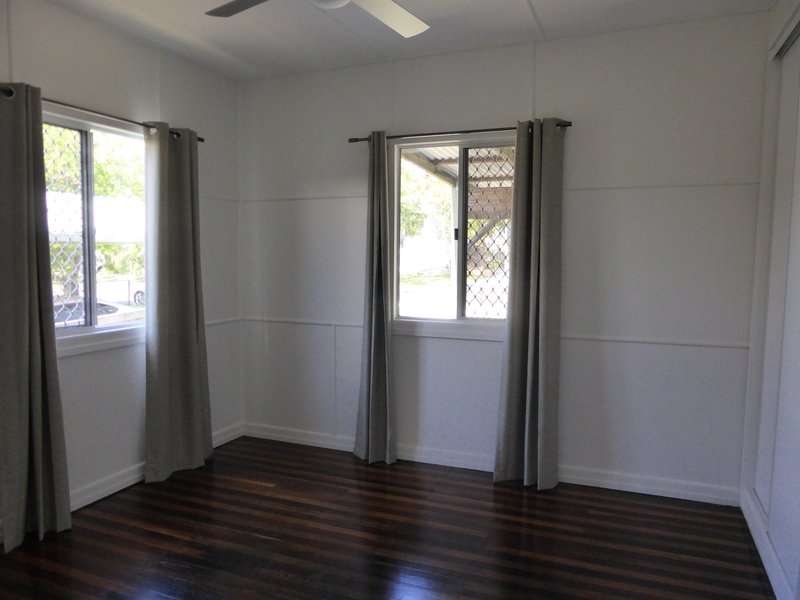 Photo - 49 Donald Street, Woody Point QLD 4019 - Image 21