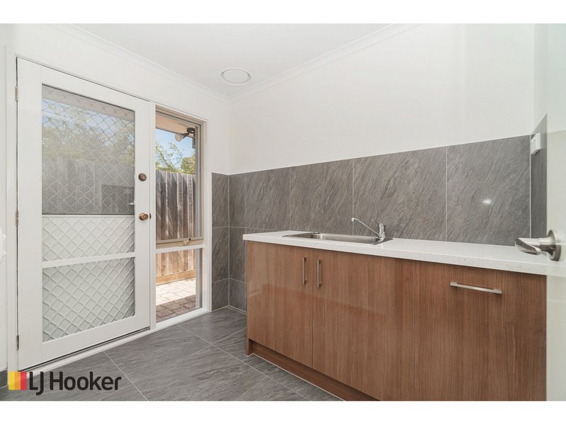 Photo - 49 Dorchester Street, Craigieburn VIC 3064 - Image 20