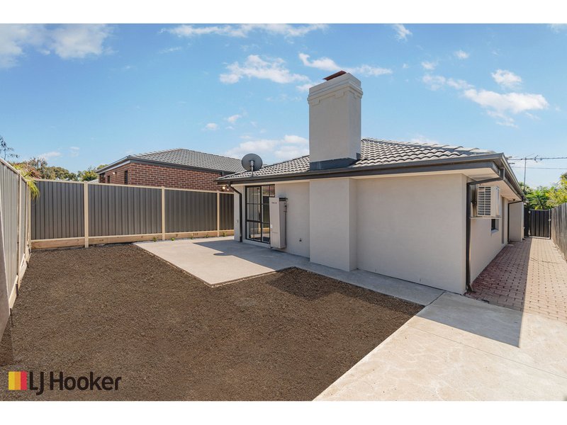 Photo - 49 Dorchester Street, Craigieburn VIC 3064 - Image 22