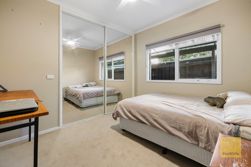 Photo - 49 Doris Drive, Hoppers Crossing VIC 3029 - Image 16