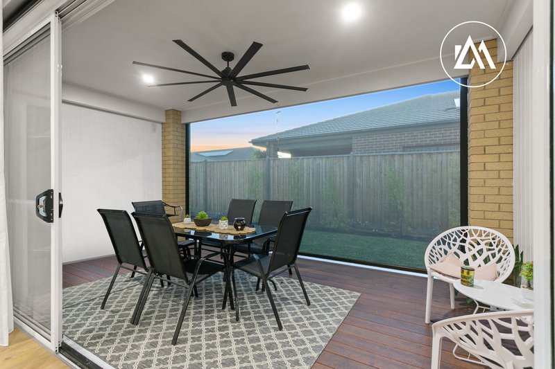 Photo - 49 Dressage Drive, Cranbourne South VIC 3977 - Image 24