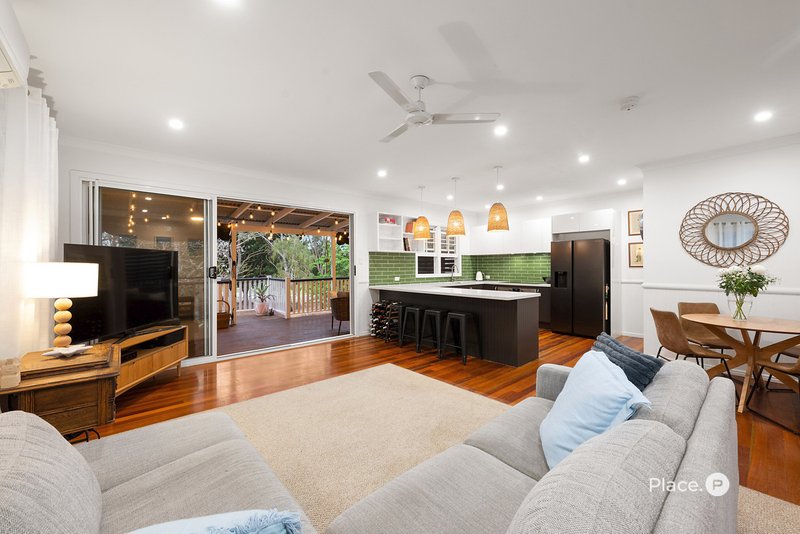Photo - 49 Dutton Street, Hawthorne QLD 4171 - Image 5