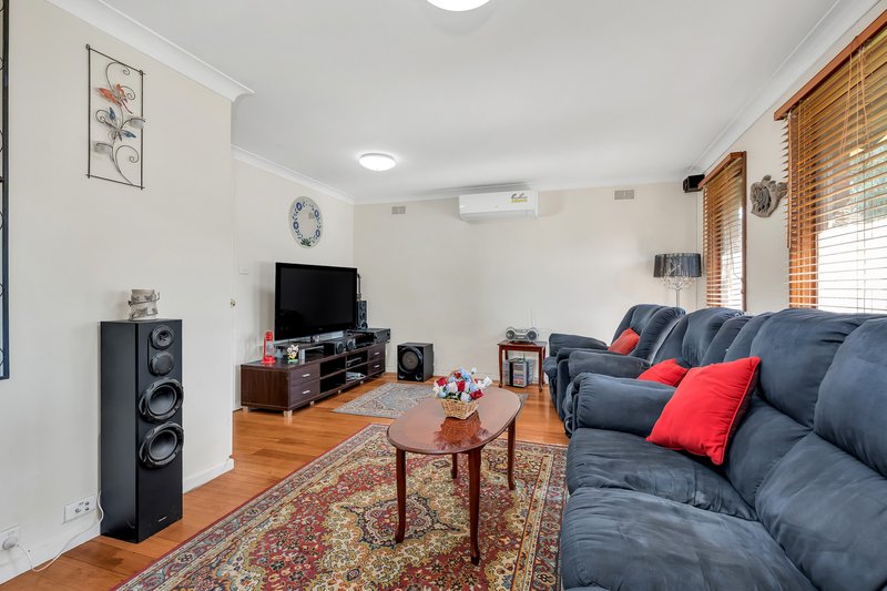 Photo - 49 East Gateway, Wyndham Vale VIC 3024 - Image 4