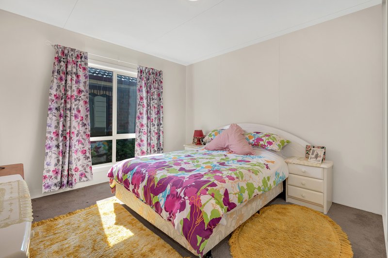 Photo - 49 East Gateway, Wyndham Vale VIC 3024 - Image 15