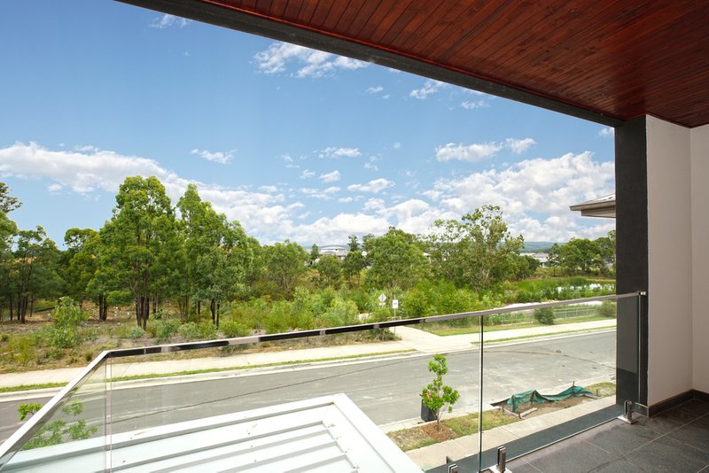 Photo - 49 Edgewater Drive, Glenmore Park NSW 2745 - Image 9