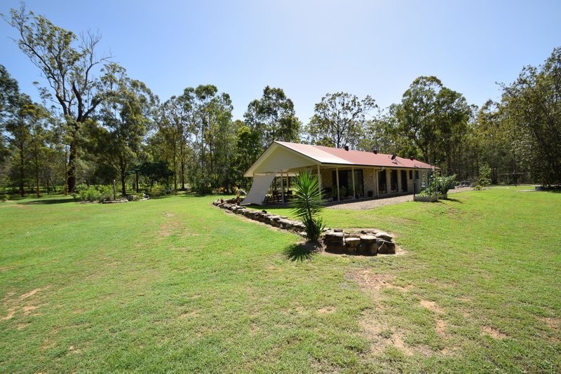 Photo - 49 Edinburgh Drive, Mount Hallen QLD 4312 - Image 9